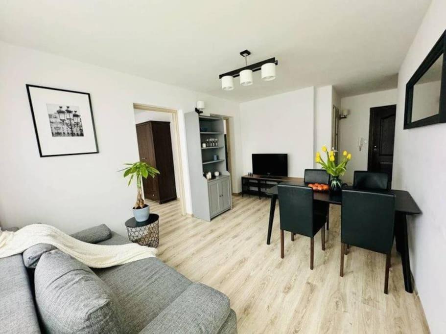 Apartment With Balcony Near Bulwary Wislane Wwa67 Βαρσοβία Εξωτερικό φωτογραφία